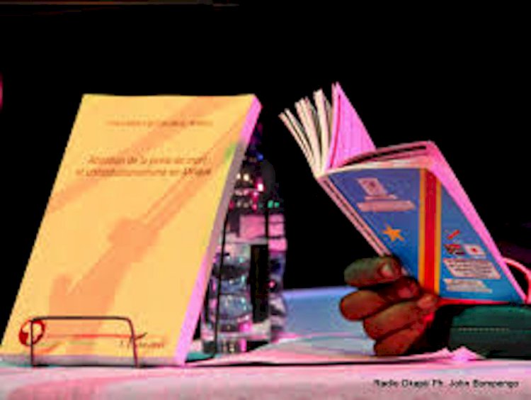 Constitution de la RDC du 18 février 2006